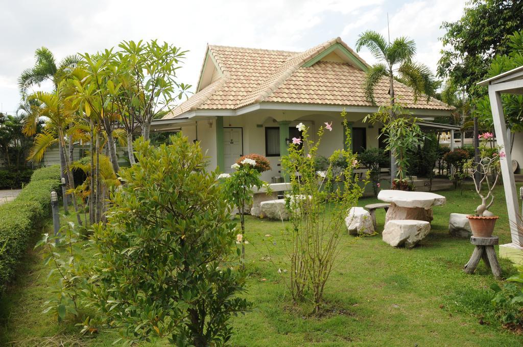 Saraburi Garden Resort Exteriör bild