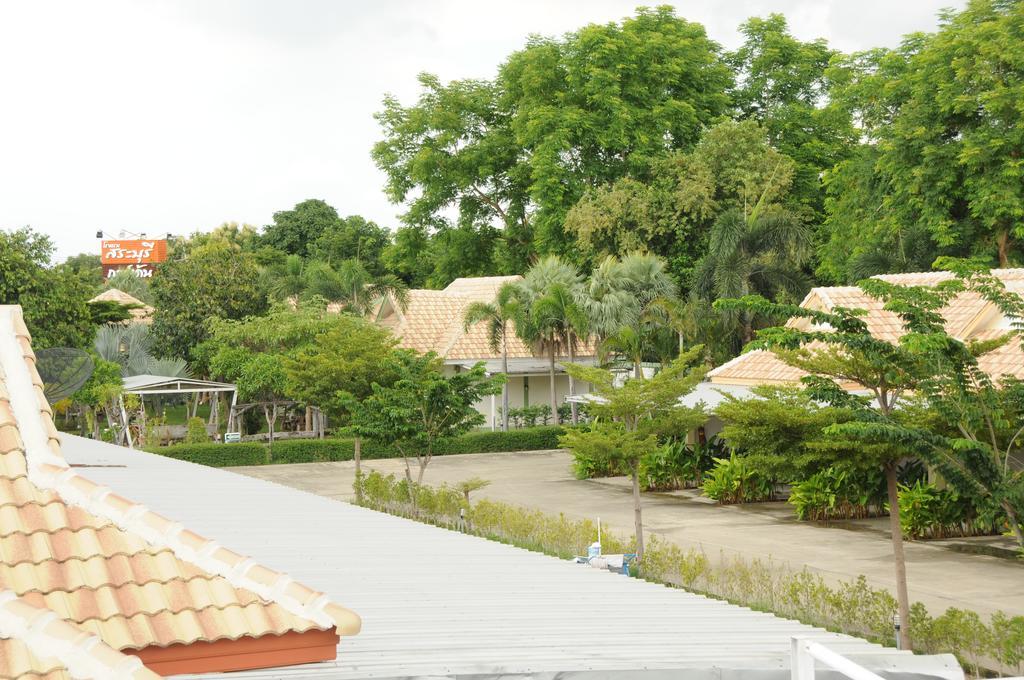 Saraburi Garden Resort Exteriör bild