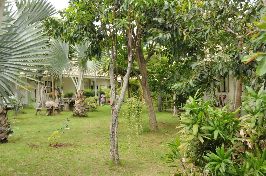 Saraburi Garden Resort Exteriör bild