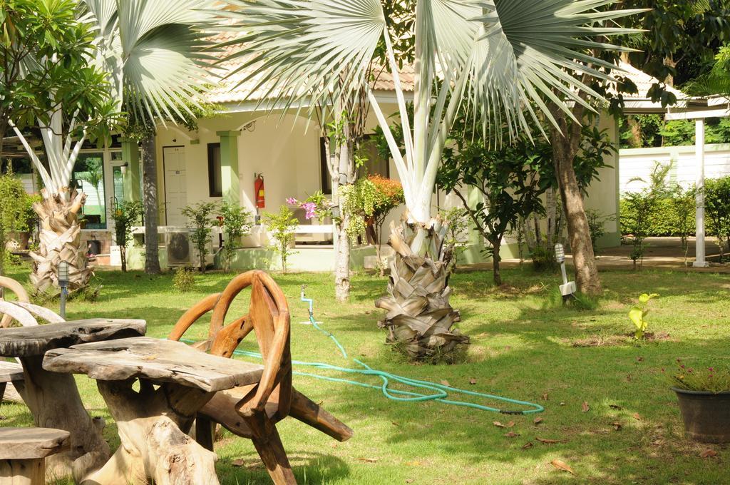 Saraburi Garden Resort Exteriör bild